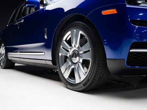 Used 2019 Rolls-Royce Cullinan AWD/4WD image 84