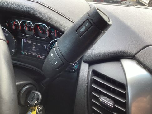 Used 2020 Chevrolet Tahoe LS RWD image 24