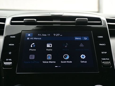 Certified 2024 Hyundai Tucson SE AWD/4WD image 17