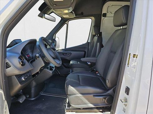 New 2025 Mercedes-Benz Sprinter 2500 image 14