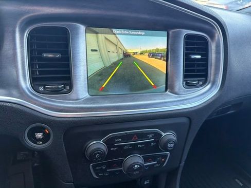 Used 2017 Dodge Charger R/T RWD image 30
