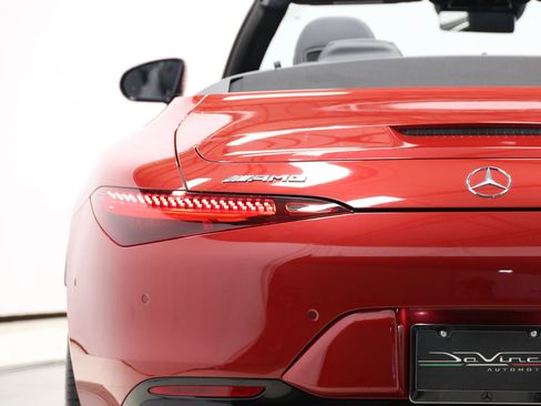 Used 2023 Mercedes-Benz SL 43 AMG w/ Driver Assistance Package image 53