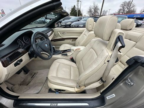 Used 2009 BMW 328i Convertible RWD image 18