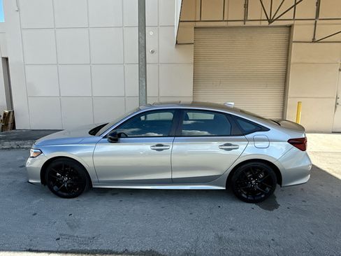 Certified 2025 Honda Civic Sport image 4