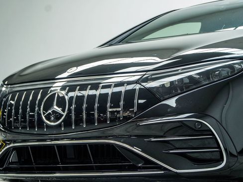 Used 2023 Mercedes-Benz EQS AMG 4MATIC image 2