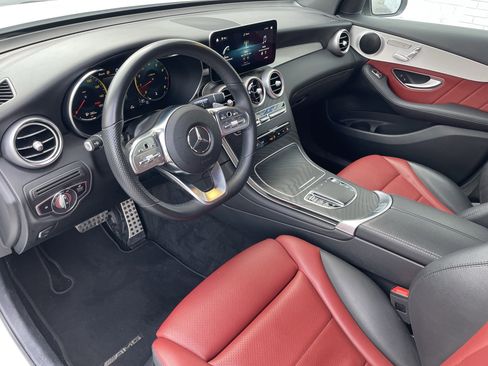 Used 2022 Mercedes-Benz GLC 300 4MATIC image 13