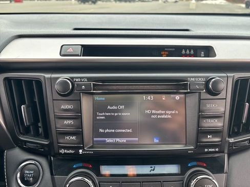 Used 2018 Toyota RAV4 XLE image 31