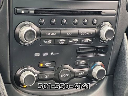 Used 2009 Nissan 370Z Touring image 19