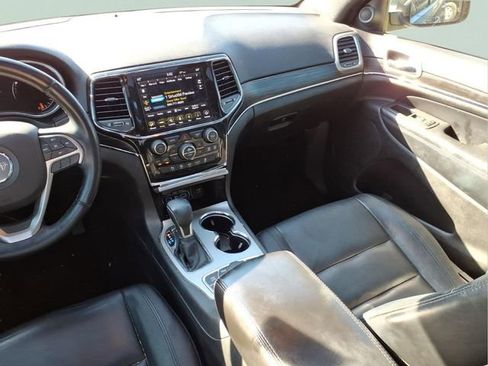 Used 2021 Jeep Grand Cherokee Limited image 14