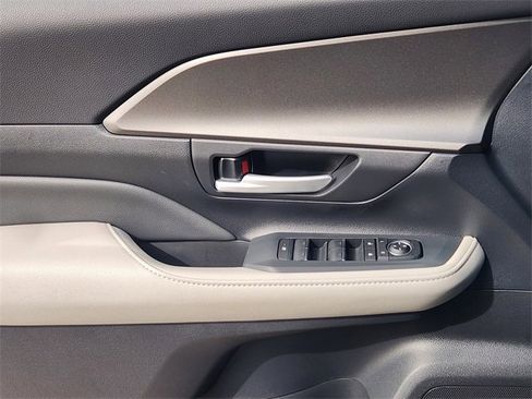 New 2026 Toyota Grand Highlander XLE image 15