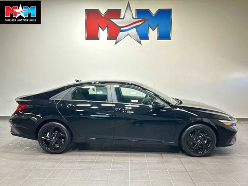 New 2026 Hyundai Elantra Sport FWD image 1