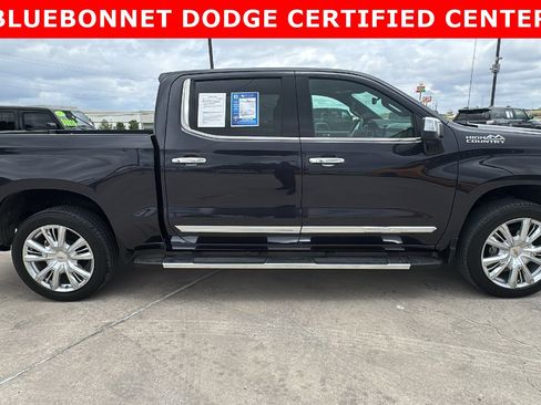 Used 2024 Chevrolet Silverado 1500 High Country w/ High Country Premium Package image 4