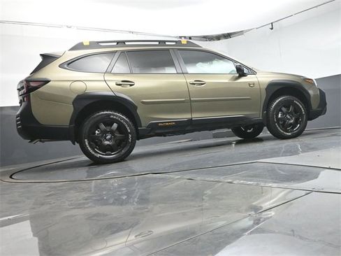 Certified 2025 Subaru Outback Wilderness w/ Wilderness Package image 40