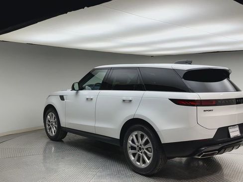 New 2026 Land Rover Range Rover Sport SE image 4