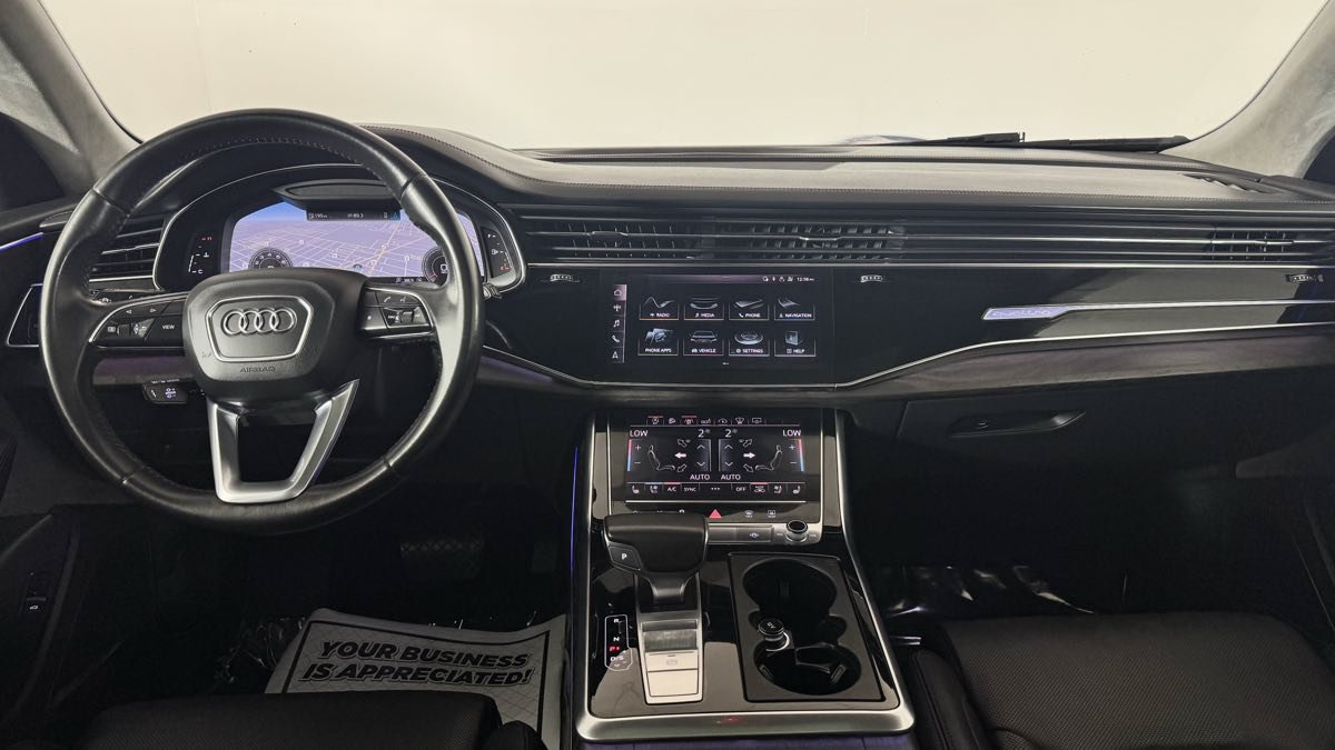 Used 2019 Audi Q8 Prestige w/ Luxury Package AWD/4WD image 33