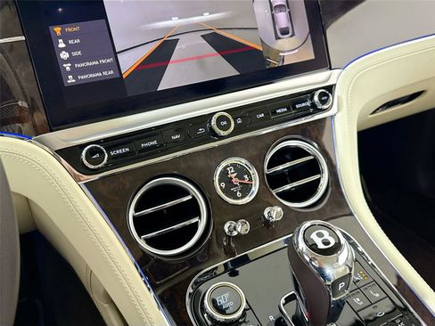 Used 2022 Bentley Continental GT AWD/4WD image 22
