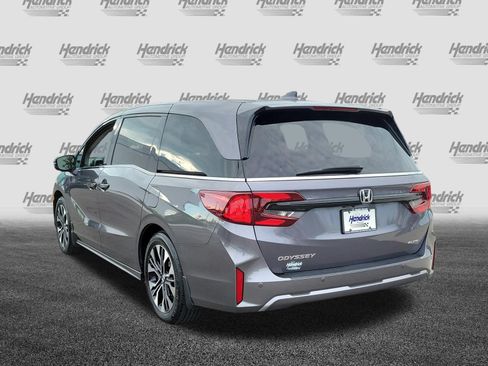 Used 2025 Honda Odyssey Elite image 5