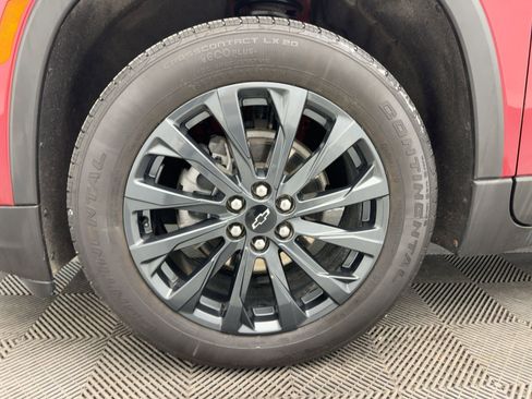 Certified 2023 Chevrolet Traverse RS image 12