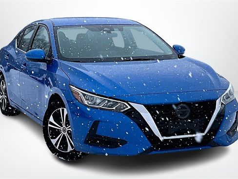 Used 2022 Nissan Sentra SV image 3