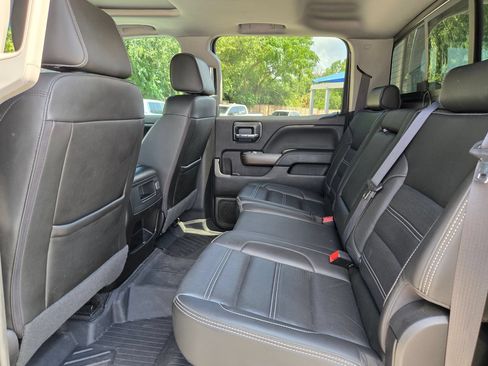 Used 2019 GMC Sierra 2500 Denali w/ Duramax Plus Package AWD/4WD image 14