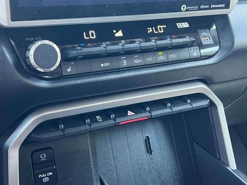 Used 2022 Toyota Tundra SR5 w/ SR5 Premium Package image 36