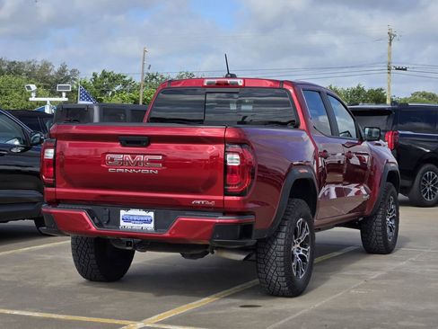 Used 2024 GMC Canyon AT4 w/ Technology Package AWD/4WD image 5