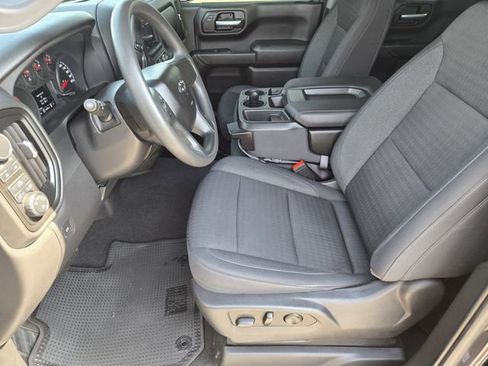 Used 2022 Chevrolet Silverado 1500 Custom Trail Boss AWD/4WD image 13