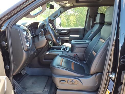 Used 2022 GMC Sierra 3500 AT4 w/ AT4 Preferred Package AWD/4WD image 14