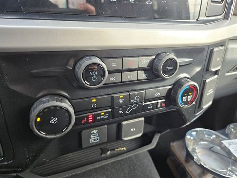 New 2026 Ford F350 XLT w/ XLT Premium Package image 15