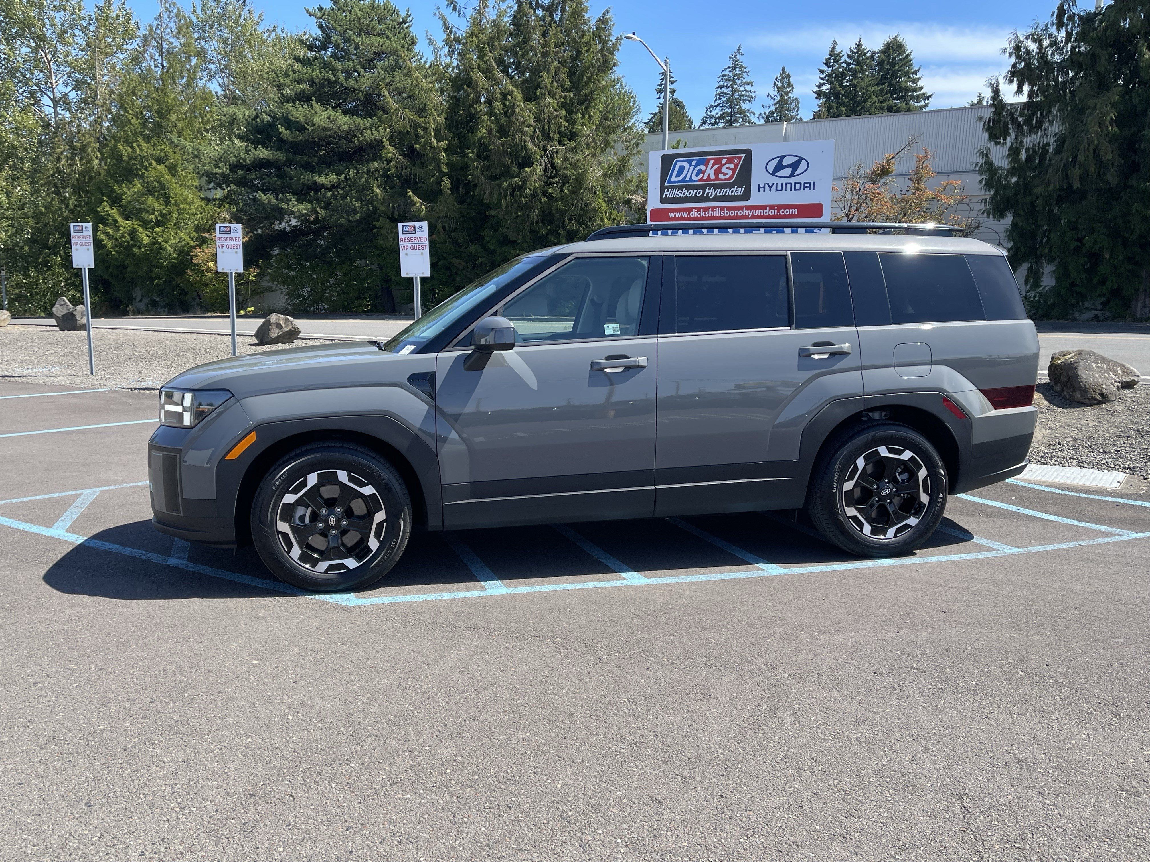 Certified 2025 Hyundai Santa Fe SEL w/ Tow & Go Package AWD/4WD image 2