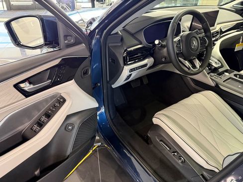 New 2026 Acura MDX w/ Advance Package image 6