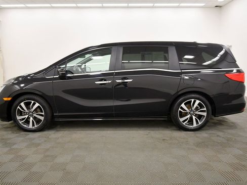 Certified 2024 Honda Odyssey Touring image 4