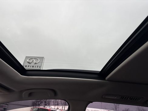 Used 2023 Subaru Ascent Touring image 21