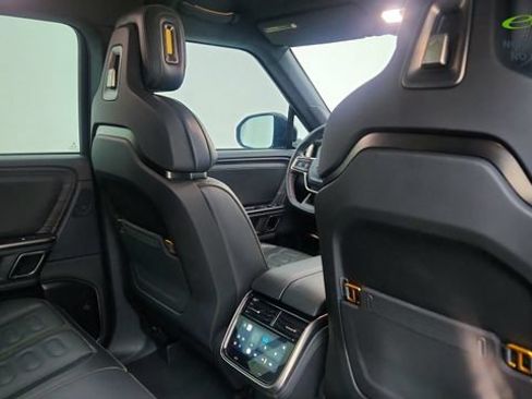 Used 2024 Rivian R1S Adventure AWD/4WD image 41