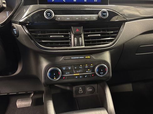 Used 2025 Ford Escape ST-Line Select image 39