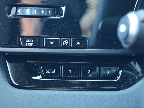 Used 2026 Lexus RX 350h w/ Accessory Package (2T) AWD/4WD image 14