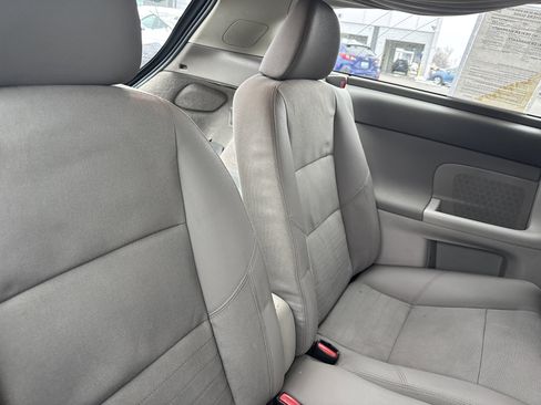 Used 2010 Volvo C30 T5 image 9