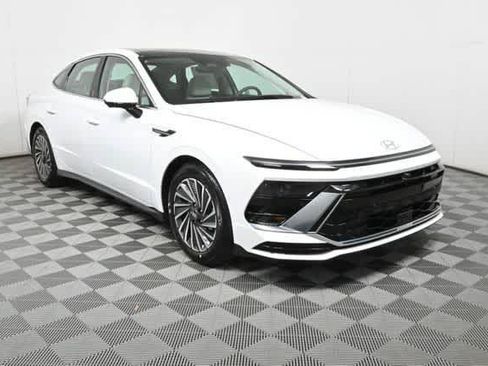 New 2025 Hyundai Sonata Limited FWD image 27