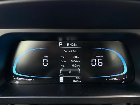 Certified 2025 Hyundai Elantra Sport FWD image 14