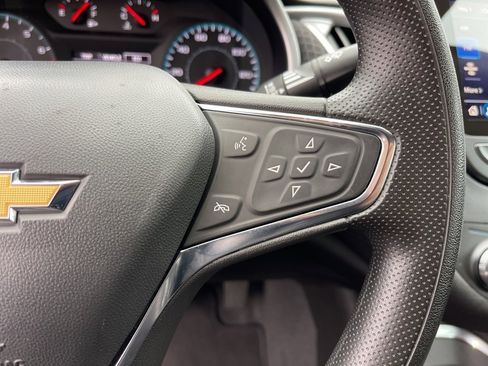 Used 2024 Chevrolet Malibu LT image 17