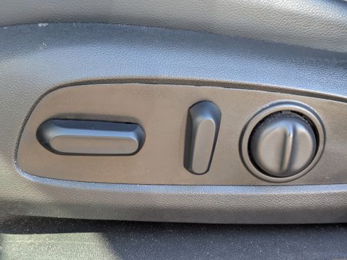 Certified 2021 GMC Acadia Denali w/ Denali Technology Package image 20