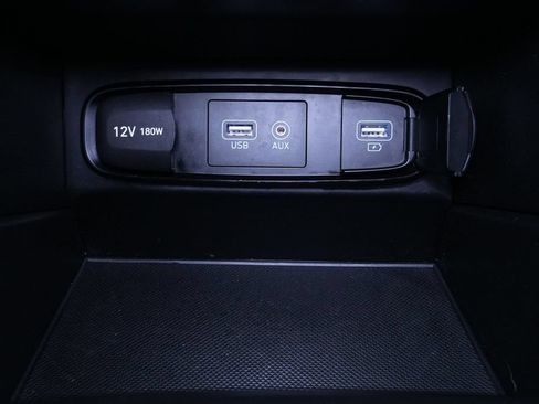 Used 2019 Hyundai Santa Fe Limited AWD/4WD image 36