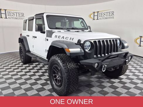 Used 2022 Jeep Wrangler Unlimited Sport w/ Xtreme Recon 35" Tire Package AWD/4WD image 2
