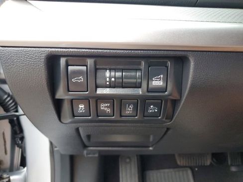 Used 2019 Subaru Outback 2.5i Premium image 28