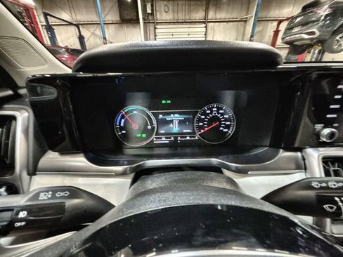 Certified 2023 Kia Sorento EX image 12