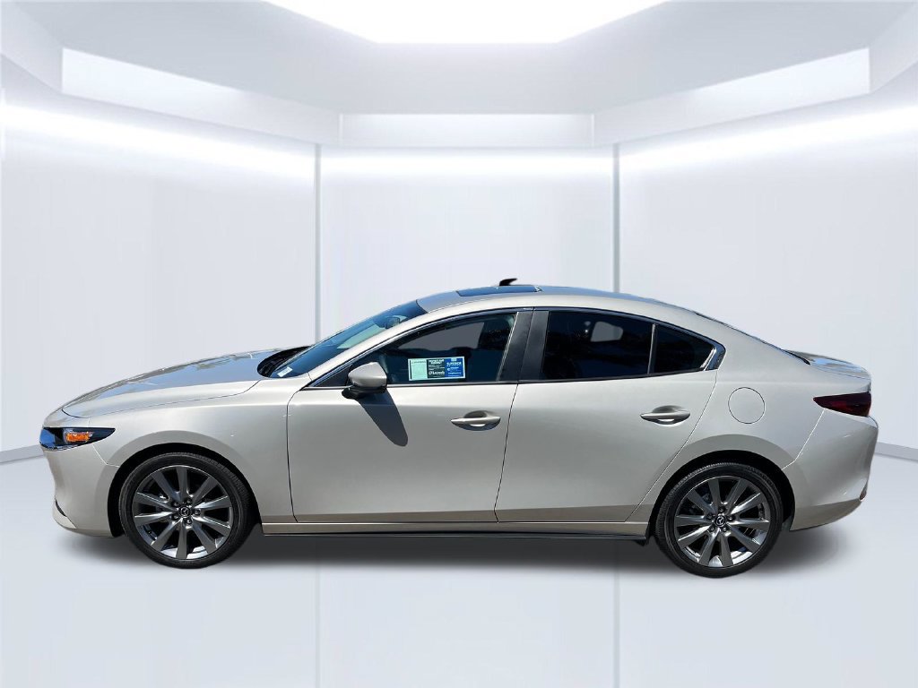 Used 2025 MAZDA MAZDA3 s FWD image 4