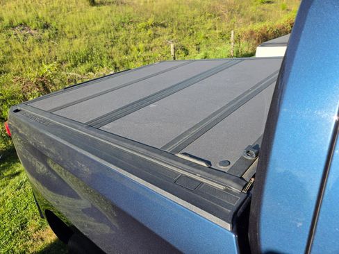 Used 2022 Chevrolet Silverado 1500 RST w/ Z71 Off-Road Package image 6