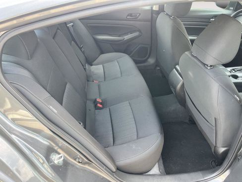 Used 2025 Nissan Altima 2.5 SV AWD/4WD image 22