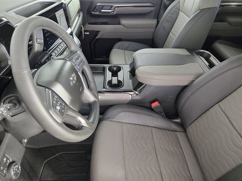 New 2026 Chevrolet Silverado 2500 ZR2 AWD/4WD image 15