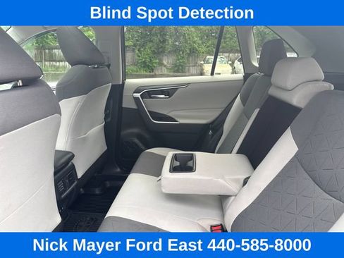 Used 2019 Toyota RAV4 XLE w/ Convenience Package AWD/4WD image 20
